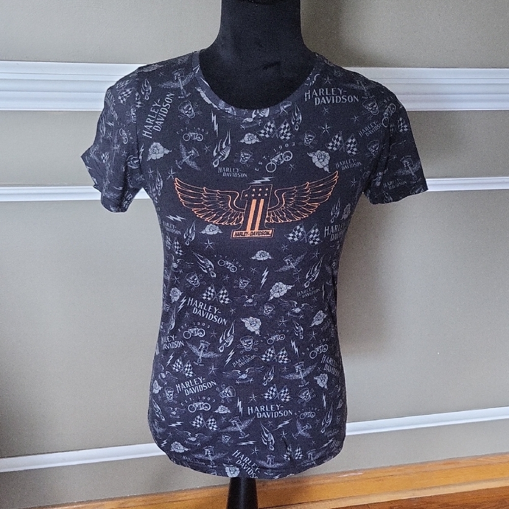 Harley-Davidson Black Tee with Orange Winged Emblem Size Medium